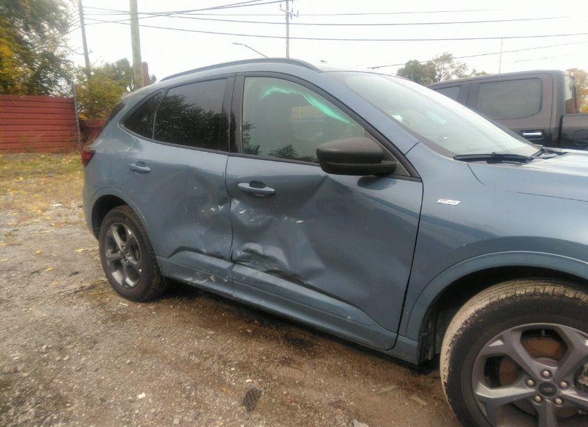 Photo 17 of 2023 Ford Escape ST-LINE (VIN 1FMCU9MN2PUB30422)