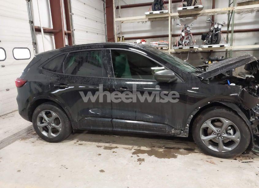 Photo 14 of 2023 Ford Escape ST-LINE (VIN 1FMCU9MN2PUB35006)