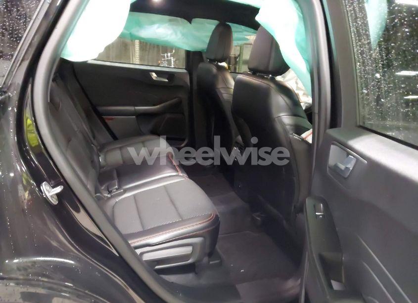 Photo 8 of 2023 Ford Escape ST-LINE (VIN 1FMCU9MN2PUB35006)