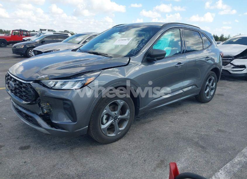 Photo 2 of 2024 Ford Escape ST-LINE (VIN 1FMCU9MN2RUA24751)
