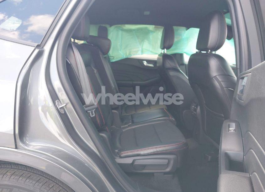 Photo 8 of 2024 Ford Escape ST-LINE (VIN 1FMCU9MN2RUA24751)