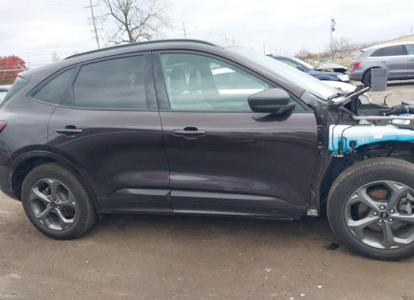 Photo 12 of 2023 Ford Escape ST-LINE (VIN 1FMCU9MN3PUB35421)