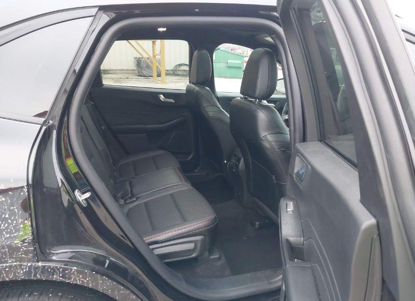 Photo 8 of 2024 Ford Escape ST-LINE (VIN 1FMCU9MN4RUB60654)