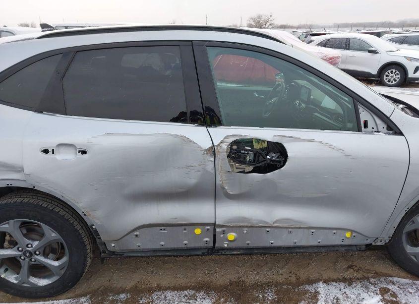 Photo 17 of 2023 Ford Escape ST-LINE (VIN 1FMCU9MN5PUA56803)