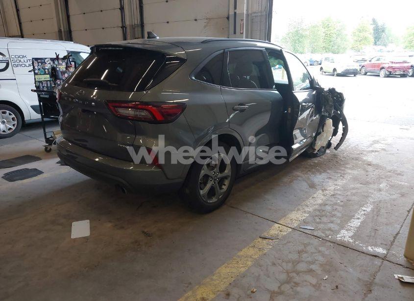 Photo 4 of 2023 Ford Escape ST-LINE (VIN 1FMCU9MN6PUA10350)