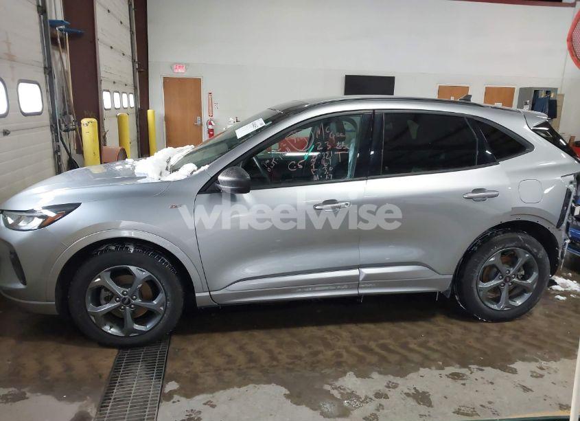 Photo 15 of 2023 Ford Escape ST-LINE (VIN 1FMCU9MN6PUB44890)