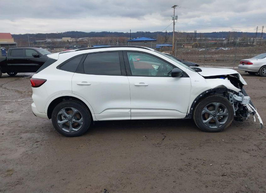 Photo 14 of 2024 Ford Escape ST-LINE (VIN 1FMCU9MN6RUA40113)