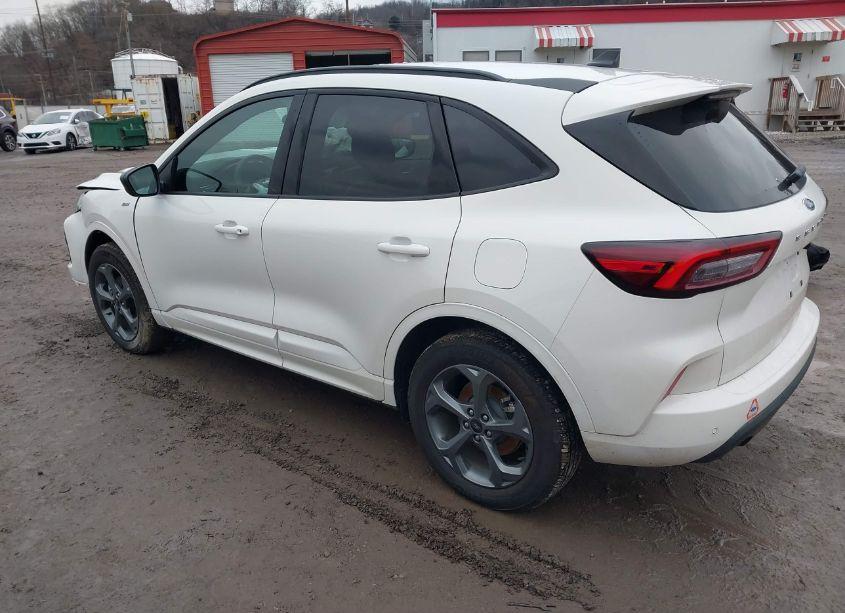 Photo 3 of 2024 Ford Escape ST-LINE (VIN 1FMCU9MN6RUA40113)