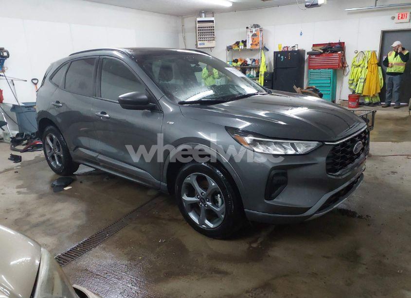 2023 Ford Escape ST-LINE (VIN 1FMCU9MN7PUA73294) main photo