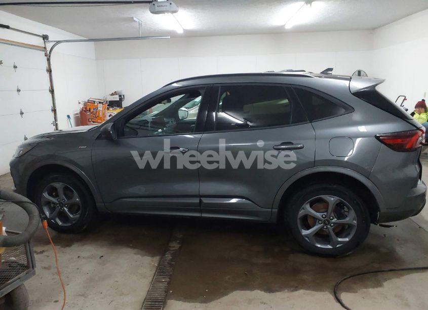 Photo 15 of 2023 Ford Escape ST-LINE (VIN 1FMCU9MN7PUA73294)