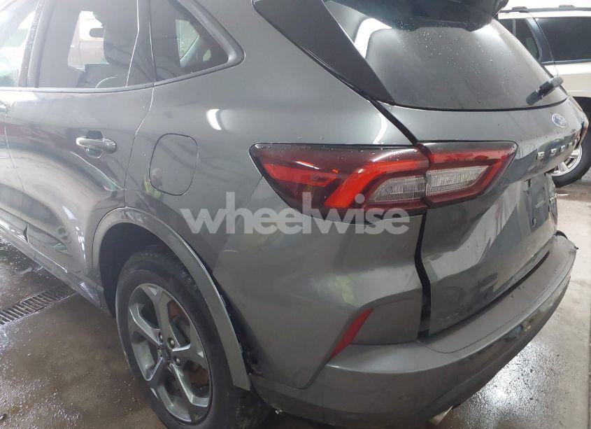 Photo 18 of 2023 Ford Escape ST-LINE (VIN 1FMCU9MN7PUA73294)