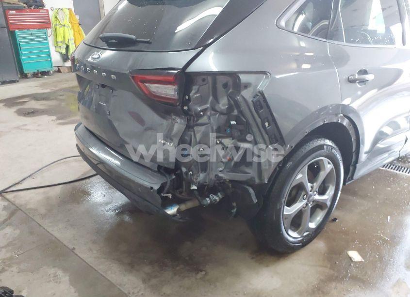 Photo 6 of 2023 Ford Escape ST-LINE (VIN 1FMCU9MN7PUA73294)