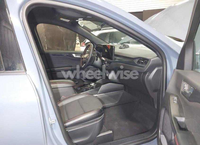 Photo 5 of 2024 Ford Escape ST-LINE (VIN 1FMCU9MN7RUA41397)