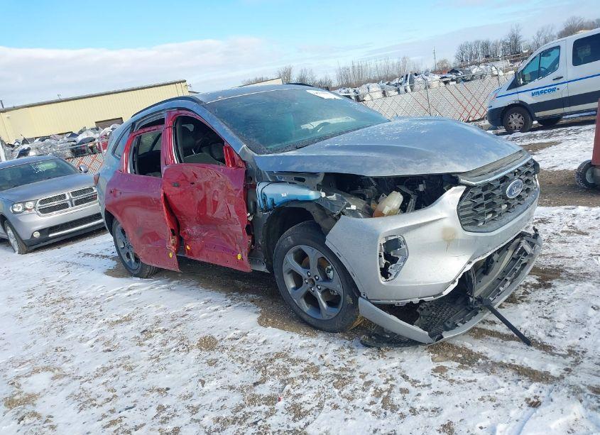 2024 Ford Escape ST-LINE (VIN 1FMCU9MN8RUA24687) main photo