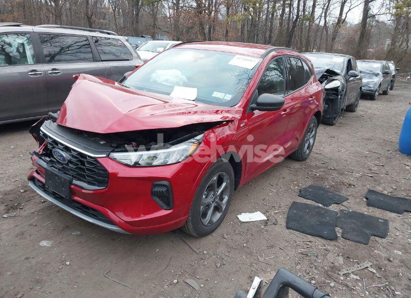 Photo 2 of 2024 Ford Escape ST-LINE (VIN 1FMCU9MN8RUA76286)