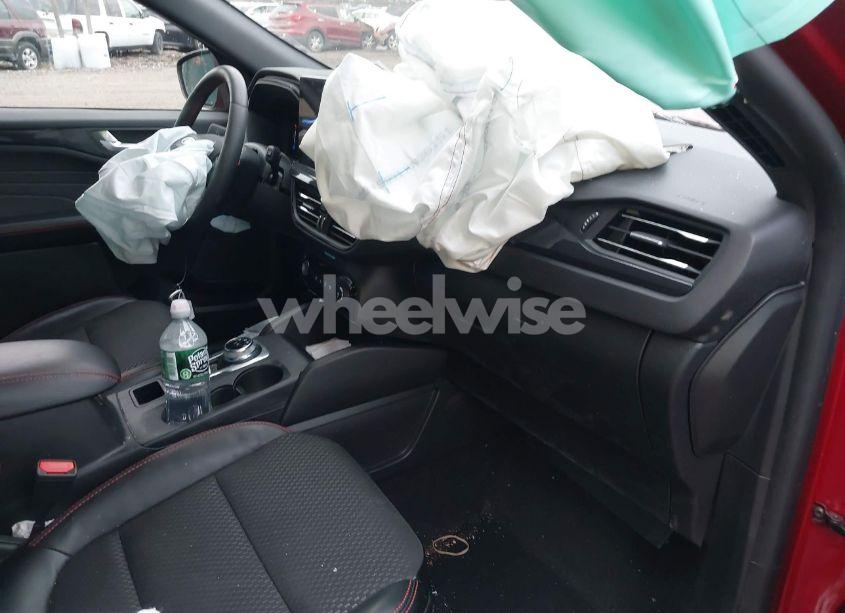 Photo 5 of 2024 Ford Escape ST-LINE (VIN 1FMCU9MN8RUA76286)