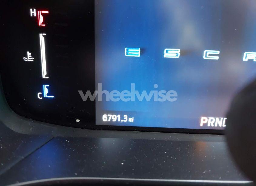 Photo 7 of 2024 Ford Escape ST-LINE (VIN 1FMCU9MN8RUA76286)