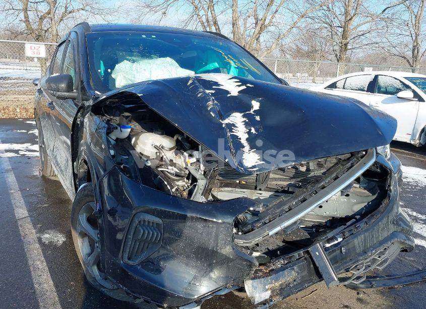 Photo 6 of 2024 Ford Escape ST-LINE (VIN 1FMCU9MN8RUB00750)