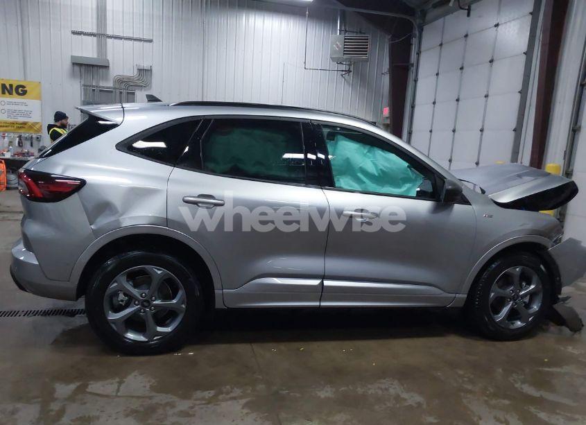 Photo 13 of 2024 Ford Escape ST-LINE (VIN 1FMCU9MN9RUB53814)
