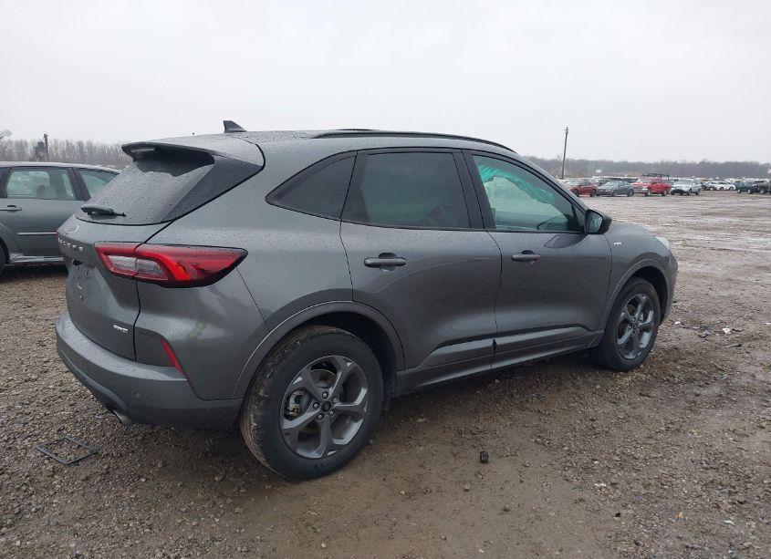 Photo 4 of 2024 Ford Escape ST-LINE (VIN 1FMCU9MNXRUA57304)
