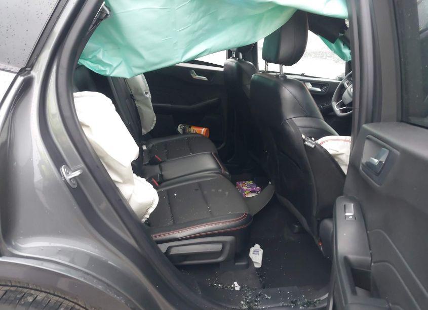 Photo 8 of 2024 Ford Escape ST-LINE (VIN 1FMCU9MNXRUA57304)