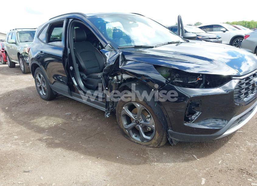 Photo 6 of 2025 Ford Escape ST-LINE (VIN 1FMCU9MNXSUA63061)