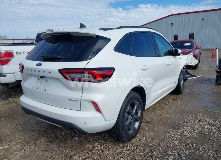 Photo 4 of 2023 Ford Escape ST-LINE SELECT (VIN 1FMCU9NA0PUB13405)