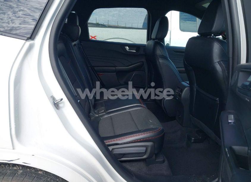 Photo 8 of 2023 Ford Escape ST-LINE SELECT (VIN 1FMCU9NA0PUB13405)