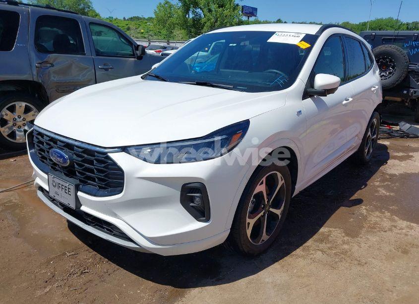 Photo 2 of 2023 Ford Escape ST-LINE SELECT (VIN 1FMCU9NA9PUA02318)