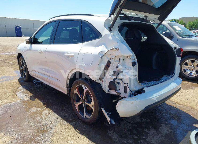 Photo 3 of 2023 Ford Escape ST-LINE SELECT (VIN 1FMCU9NA9PUA02318)