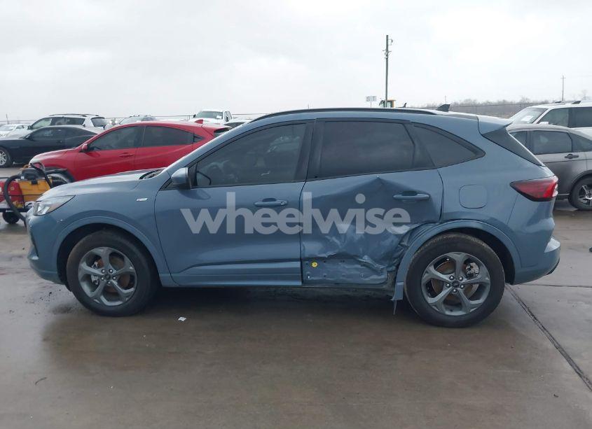 Photo 14 of 2024 Ford Escape ST-LINE SELECT (VIN 1FMCU9NZ0RUA61928)