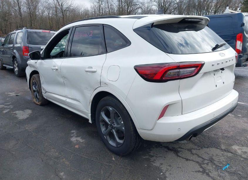 Photo 3 of 2023 Ford Escape ST-LINE SELECT (VIN 1FMCU9NZ2PUB16389)