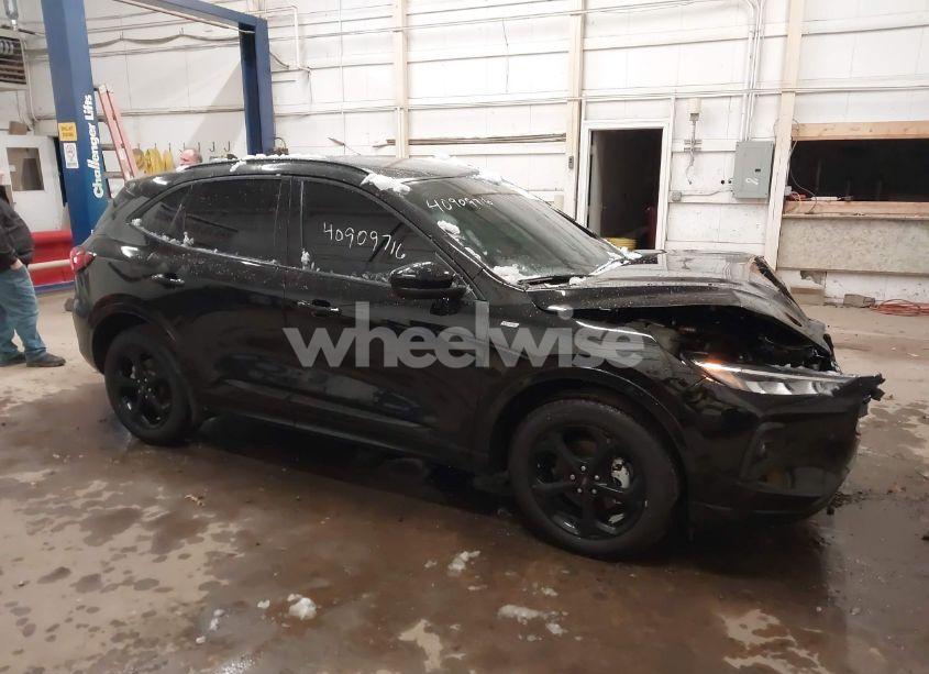 Photo 13 of 2023 Ford Escape ST-LINE SELECT (VIN 1FMCU9NZ3PUB13145)