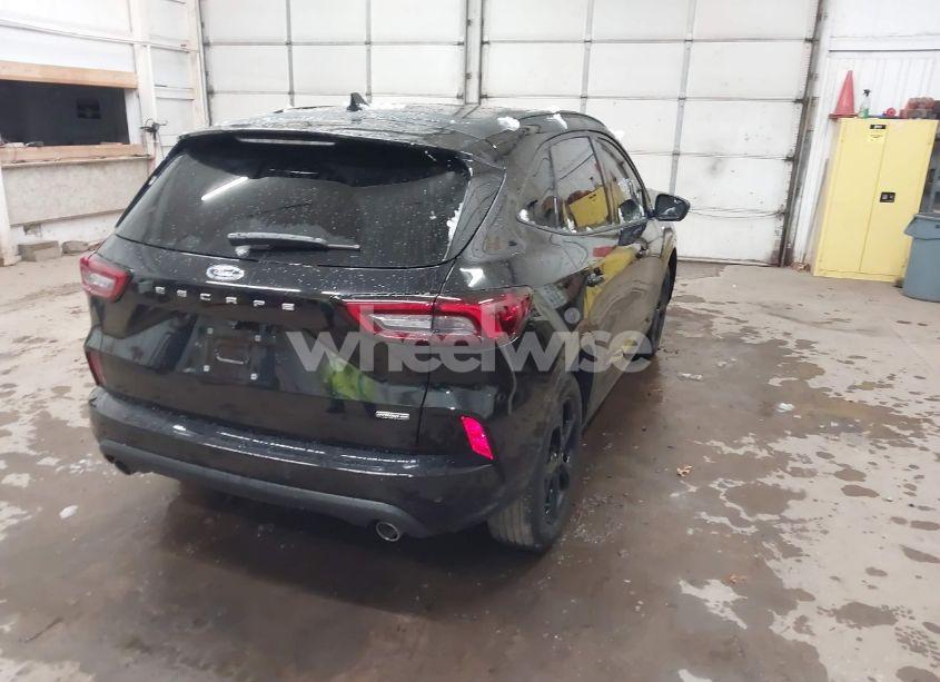 Photo 4 of 2023 Ford Escape ST-LINE SELECT (VIN 1FMCU9NZ3PUB13145)