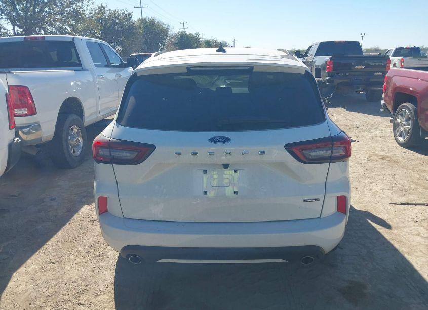 Photo 16 of 2024 Ford Escape ST-LINE SELECT (VIN 1FMCU9NZ5RUA36443)