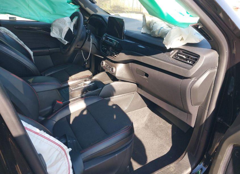 Photo 5 of 2024 Ford Escape ST-LINE SELECT (VIN 1FMCU9NZ5RUA50875)