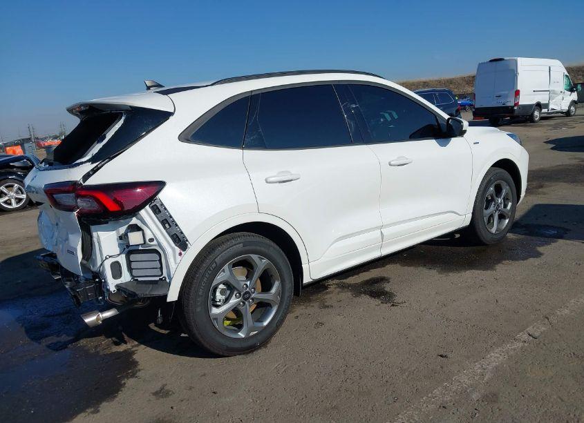 Photo 4 of 2024 Ford Escape ST-LINE SELECT (VIN 1FMCU9NZ6RUB03227)