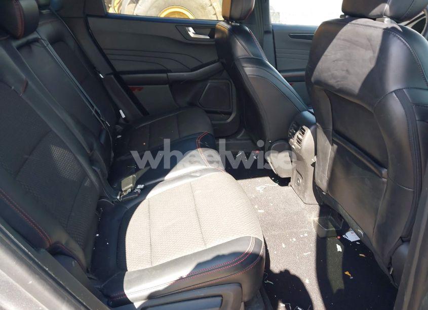 Photo 8 of 2023 Ford Escape ST-LINE SELECT (VIN 1FMCU9NZ7PUA36182)