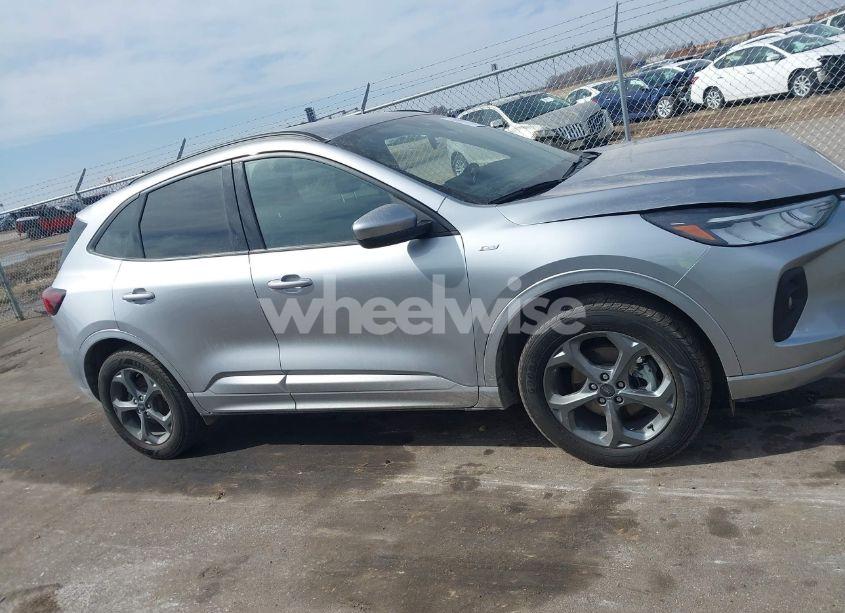 Photo 13 of 2023 Ford Escape ST-LINE SELECT (VIN 1FMCU9NZ8PUA35882)