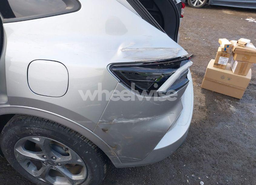 Photo 6 of 2024 Ford Escape ST-LINE SELECT (VIN 1FMCU9NZ9RUA27504)