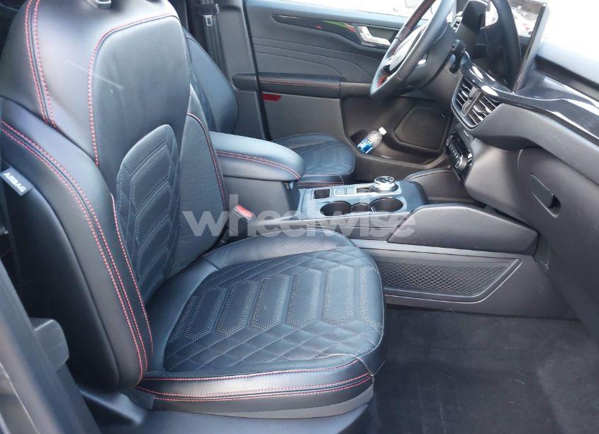 Photo 5 of 2023 Ford Escape ST-LINE ELITE (VIN 1FMCU9PA0PUA02270)