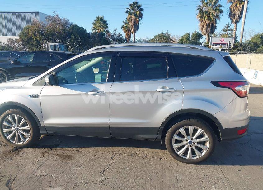 Photo 14 of 2017 Ford Escape (VIN 1FMCUOJ92HUE97793)