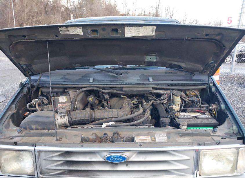 Photo 10 of 1995 Ford Aerostar (VIN 1FMDA41X4SZA23681)