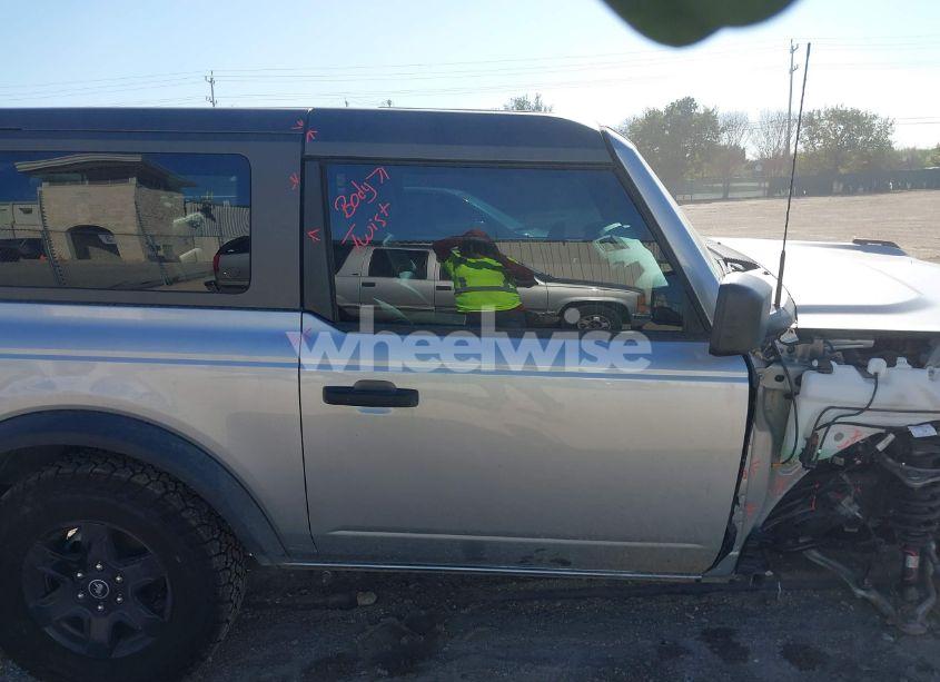 Photo 14 of 2024 Ford Bronco BLACK DIAMOND (VIN 1FMDE1AH6RLA22976)