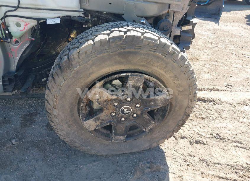 Photo 18 of 2024 Ford Bronco BLACK DIAMOND (VIN 1FMDE1AH6RLA22976)