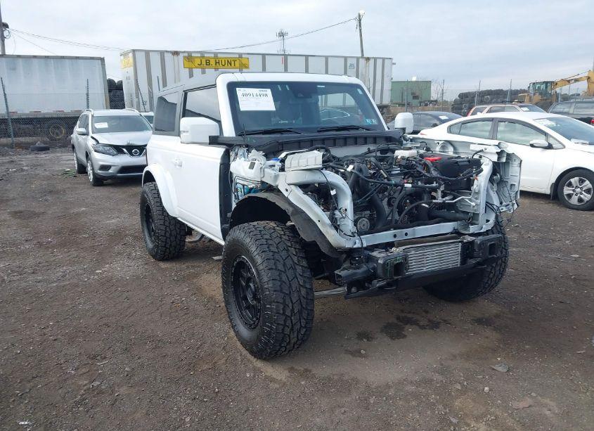 2022 Ford Bronco OUTER BANKS (VIN 1FMDE5AH0NLB04669) main photo