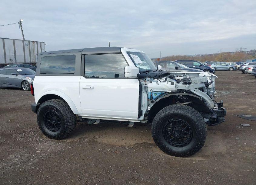 Photo 14 of 2022 Ford Bronco OUTER BANKS (VIN 1FMDE5AH0NLB04669)