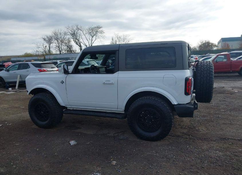 Photo 15 of 2022 Ford Bronco OUTER BANKS (VIN 1FMDE5AH0NLB04669)