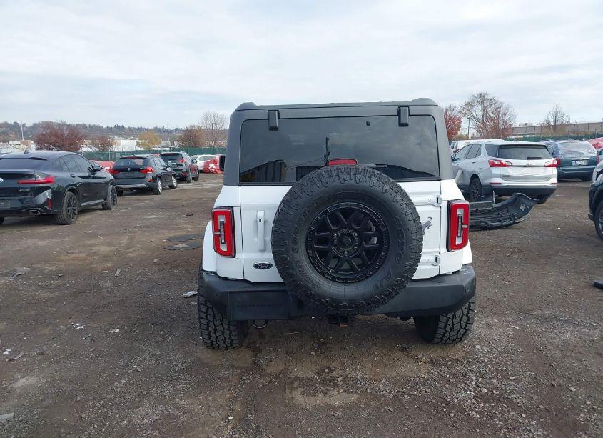 Photo 17 of 2022 Ford Bronco OUTER BANKS (VIN 1FMDE5AH0NLB04669)