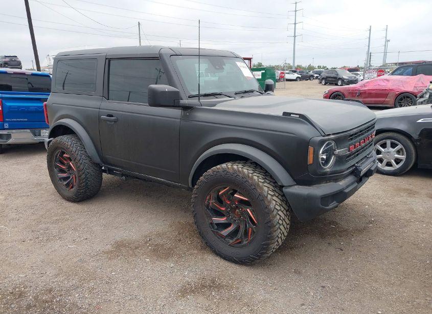 2023 Ford Bronco (VIN 1FMDE5AH4PLB07772) main photo